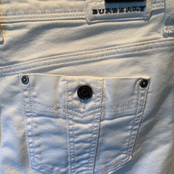 Burberry cropped white jeans. - Picture 4 of 6